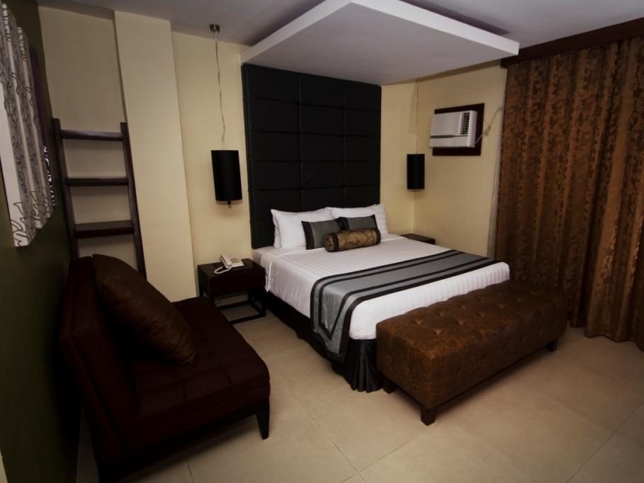 Mango Suites Tuguegarao Kültér fotó